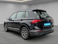 Gebraucht VW Tiguan Life 150 PS (110 kW) 2022 Schwarz SUV