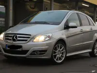 Gebraucht Mercedes B160 95 PS (69 kW) 2009 Silber Van / Kleinbus