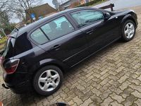 Gebraucht Opel Astra 90 PS (66 kW) 2008 Schwarz Limousine