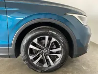 Gebraucht VW Tiguan United 150 PS (110 kW) 2020 Nightshade blue metallic (metallic) SUV