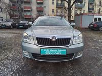 Gebraucht Skoda Octavia Ambiente 122 PS (89 kW) 2009 Grün Kombi