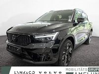 Neu Volvo XC40 Plus 163 PS (119 kW) 2025 Schwarz SUV