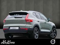 Gebraucht Volvo XC40 Plus 163 PS (119 kW) 2024 Sage green / metallic SUV