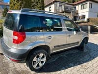 Gebraucht Skoda Yeti 140 PS (102 kW) 2011 Grau SUV