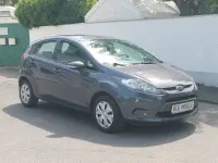 Gebraucht Ford Fiesta Trend 82 PS (60 kW) 2010 Grau Limousine