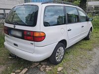 Gebraucht VW Sharan 90 PS (66 kW) 1997 Weiß Van / Kleinbus
