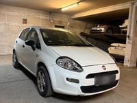 Gebraucht Fiat Punto 69 PS (50 kW) 2014 Weiß Kleinwagen