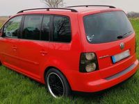 gebraucht VW Touran 1.6 Trendline, AHK, 8-fach Alufelgen