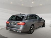Gebraucht Mercedes E220 Avantgarde 200 PS (147 kW) 2022 Selenitgrau Kombi