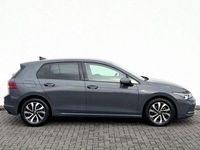 Gebraucht VW Golf VIII 150 PS (110 kW) 2023 Delfingrau Limousine