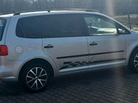 Gebraucht VW Touran 140 PS (102 kW) 2012 Grau Van / Kleinbus