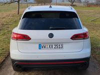Gebraucht VW Touareg 231 PS (169 kW) 2019 Weiß SUV