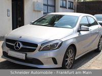 Gebraucht Mercedes A180 122 PS (89 kW) 2017 Silber Limousine
