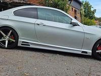 Gebraucht BMW 325 218 PS (160 kW) 2008 Silber Coupé