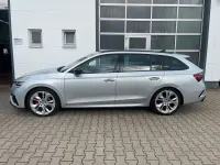 Gebraucht Skoda Octavia RS 200 PS (147 kW) 2022 Silber (metallic) Kombi