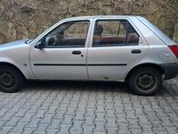Gebraucht Ford Fiesta 100 PS (73 kW) 1998 Silber Kleinwagen