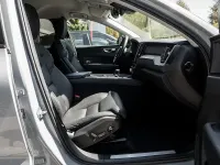 Gebraucht Volvo XC60 Plus 197 PS (144 kW) 2024 Grau SUV
