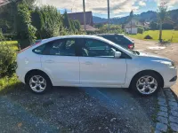 Gebraucht Ford Focus 101 PS (74 kW) 2008 Weiß Kleinwagen