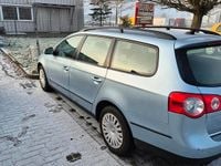 Gebraucht VW Passat 140 PS (102 kW) 2009 Blau Kombi