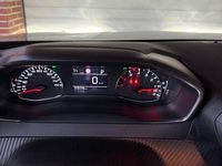 Gebraucht Peugeot 2008 Allure 131 PS (96 kW) 2022 Grau SUV