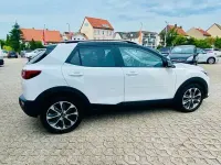 Gebraucht Kia Stonic Vision 120 PS (88 kW) 2018 Weiß SUV