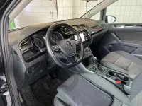 Gebraucht VW Touran Comfortline 150 PS (110 kW) 2019 Van / Kleinbus