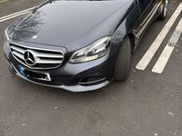 Gebraucht Mercedes E220 Avantgarde 170 PS (125 kW) 2013 Andere farben Limousine