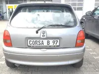 Gebraucht Opel Corsa 90 PS (66 kW) 1997 Grau Kleinwagen