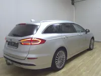 Gebraucht Ford Mondeo Titanium 150 PS (110 kW) 2021 Silber Kombi