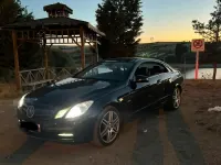 Gebraucht Mercedes E350 265 PS (194 kW) 2012 Schwarz Coupé