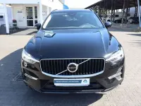 Gebraucht Volvo XC60 Core 197 PS (144 kW) 2022 Black stone, solid SUV