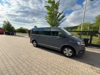 Gebraucht VW Multivan 150 PS (110 kW) 2022 Grau Van / Kleinbus