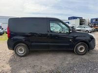 Second-hand Opel Combo 95 CP (69 kW) 2017 Negru Monovolum