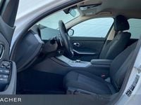 Gebraucht BMW 320 190 PS (139 kW) 2024 Weiß Limousine