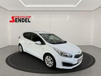 Gebraucht Kia Ceed DREAM-TEAM Edition 99 PS (72 kW) 2017 Weiß Kleinwagen
