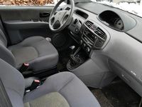 Gebraucht Hyundai Matrix 104 PS (76 kW) 2004 Schwarz Van / Kleinbus