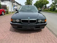 Gebraucht BMW 735 238 PS (175 kW) 2000 Grün Limousine