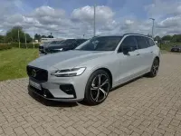 Gebraucht Volvo V60 145 PS (106 kW) 2025 Kombi