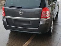 Gebraucht Opel Zafira 140 PS (102 kW) 2010 Grau Van / Kleinbus