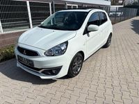 Gebraucht Mitsubishi Space Star Diamant Edition 80 PS (58 kW) 2017 Weiß Kleinwagen