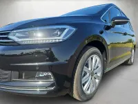 Neu VW Touran Highline 150 PS (110 kW) 2026 Grenadillschwarz metallic Van / Kleinbus