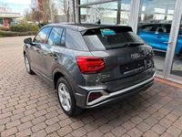 Gebraucht Audi Q2 S-Line 150 PS (110 kW) 2025 Grau SUV