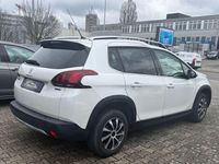 Gebraucht Peugeot 2008 Allure 110 PS (80 kW) 2017 Weiß SUV