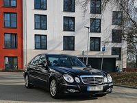 Gebraucht Mercedes E320 Avantgarde 190 PS (139 kW) 2006 Schwarz Limousine