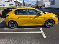 Gebraucht Peugeot 208 Active 101 PS (74 kW) 2021 Gelb Kleinwagen