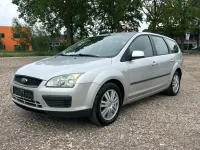 Używany Ford Focus Fun X 109 KM (80 kW) 2007 Srebrny Kombi