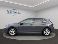 Gebraucht VW Golf VIII Life 131 PS (96 kW) 2023 Delfingrau metallic (metallic) Limousine