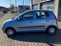 Gebraucht Kia Picanto LX 65 PS (47 kW) 2004 Diamantblau met. Kleinwagen
