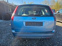 Gebraucht Ford Focus Ghia 116 PS (85 kW) 2006 Blau Limousine