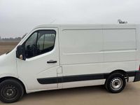 Second-hand Renault Master 101 CP (74 kW) 2014 Alb Van
